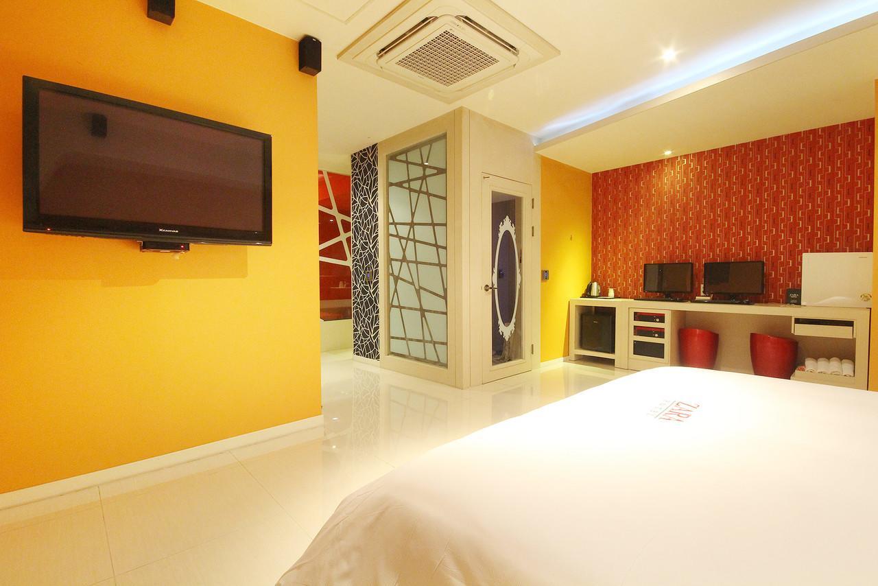 Hotel Zara Changwon Buitenkant foto