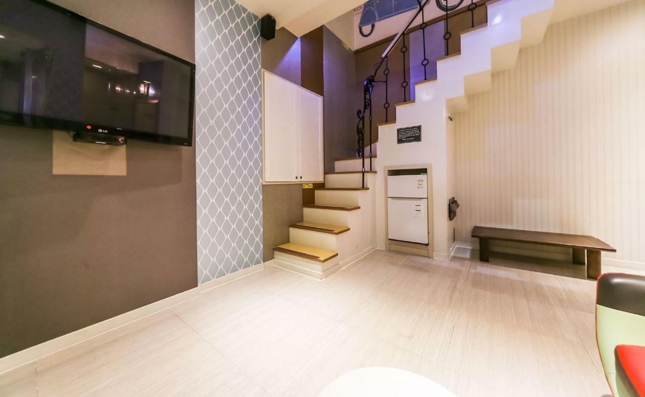Hotel Zara Changwon Buitenkant foto