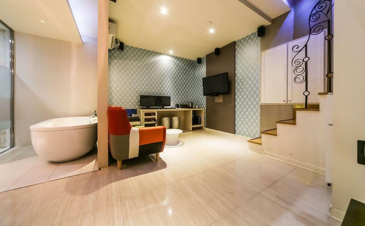 Hotel Zara Changwon Buitenkant foto