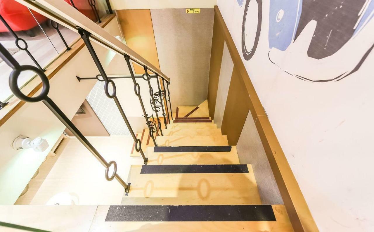 Hotel Zara Changwon Buitenkant foto